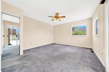 Laundry Room Photo of 1414 132b Street, White Rock, BC