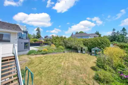 Outdoor Kitchen Photo of 1414 132b Street, White Rock, BC