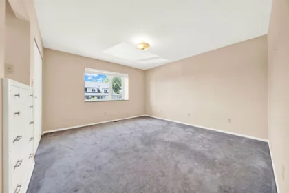 Powder Room Photo of 1414 132b Street, White Rock, BC