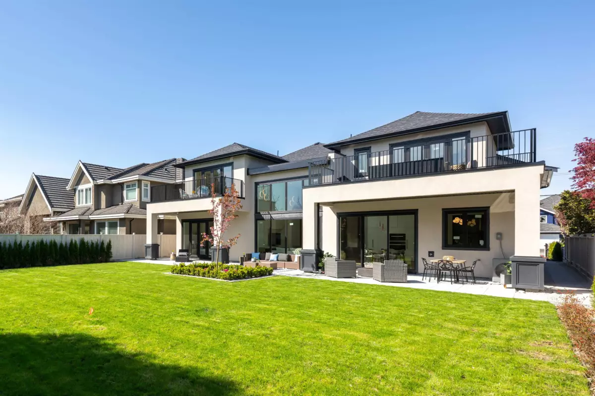 Entry Foyer Photo of 6120 Maple Road, Richmond, BC