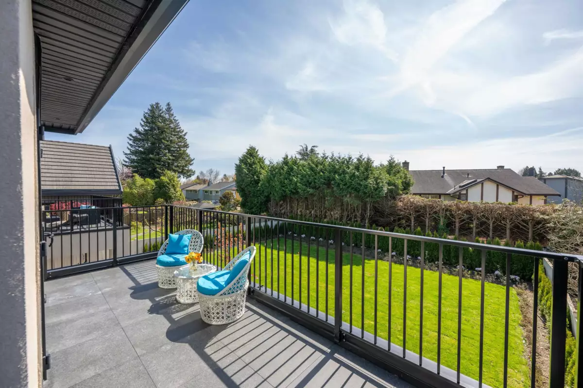 Guest Bathroom Photo of 6120 Maple Road, Richmond, BC