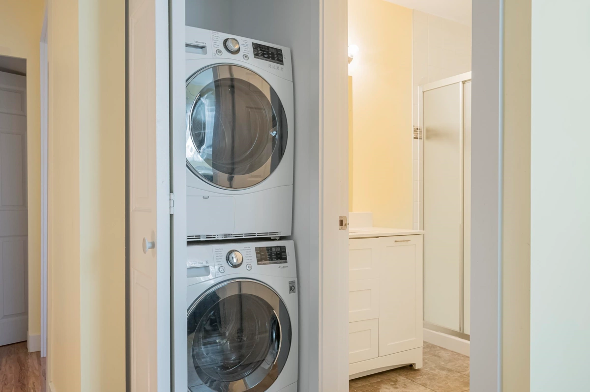 Front Yard Photo of 8558 Mccutcheon Avenue, Chilliwack, BC