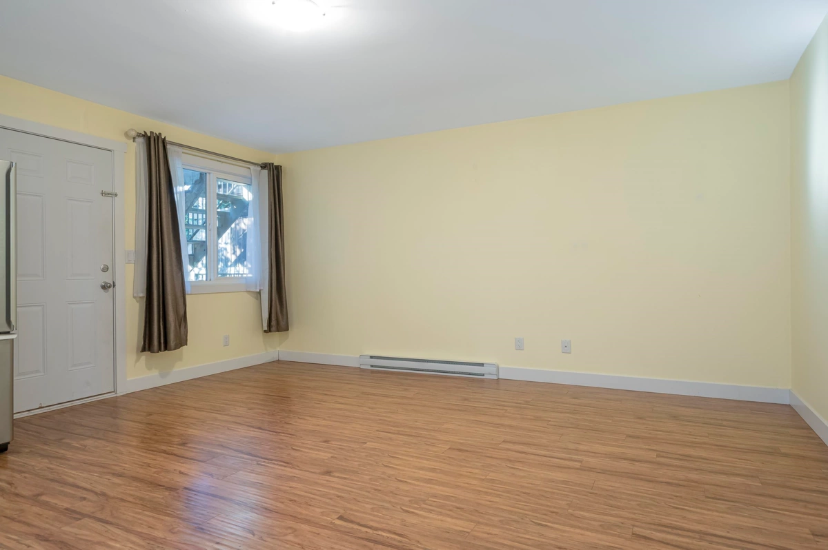 Staircase Photo of 8558 Mccutcheon Avenue, Chilliwack, BC