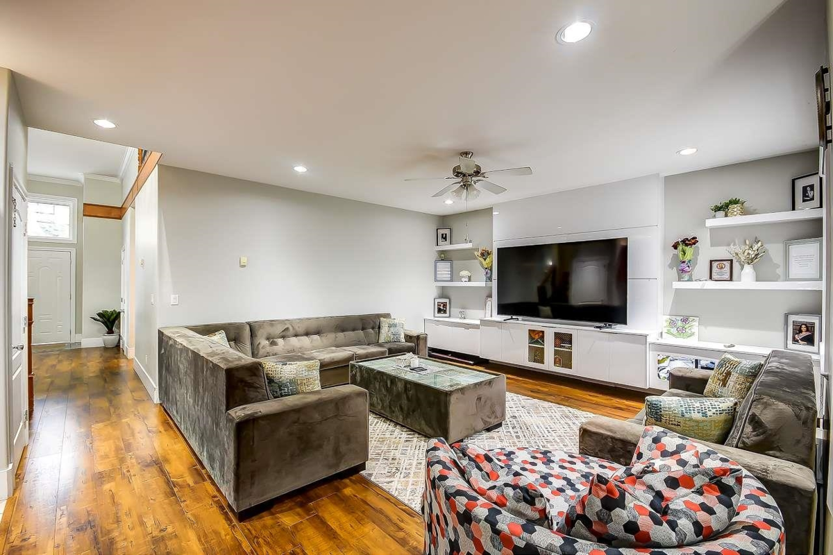 Breakfast Nook Photo of 14496 67b Avenue, Surrey, BC