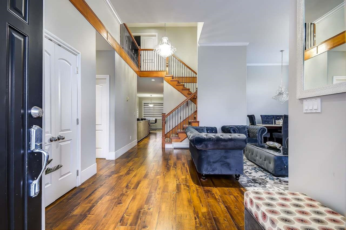 Dining Area Photo of 14496 67b Avenue, Surrey, BC