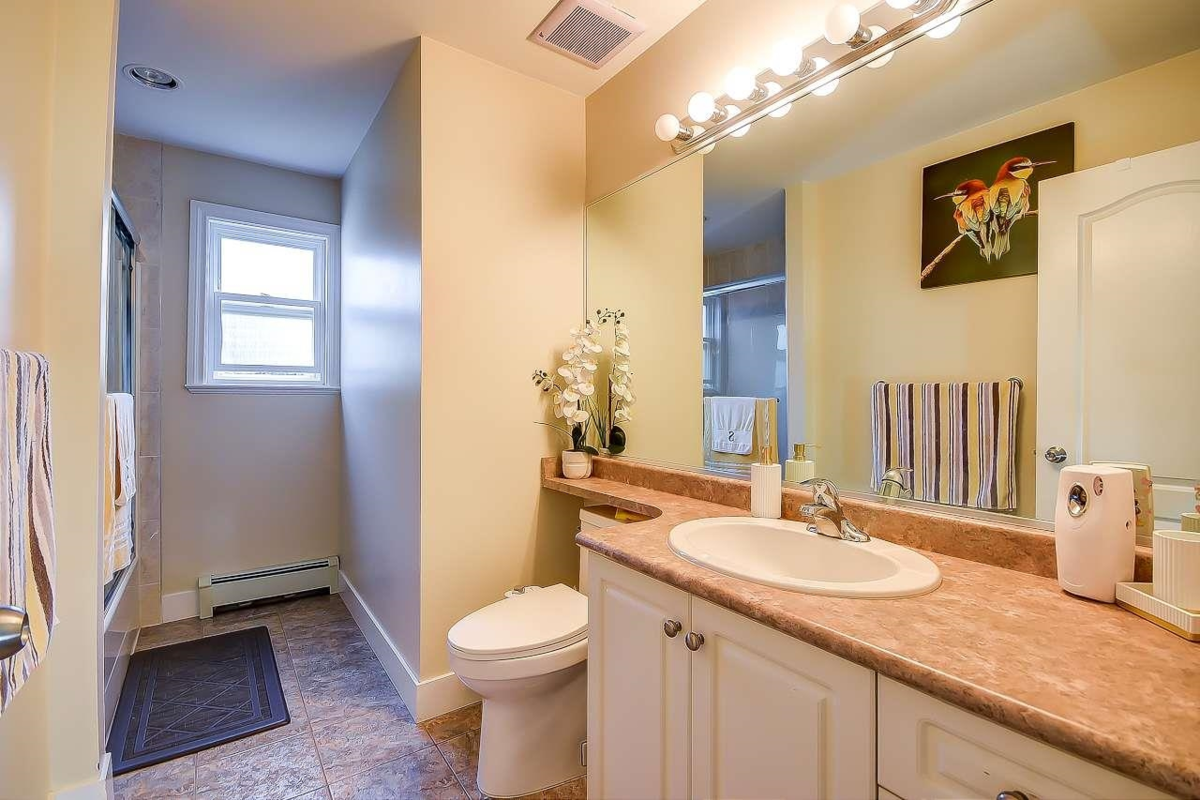 Laundry Room Photo of 14496 67b Avenue, Surrey, BC