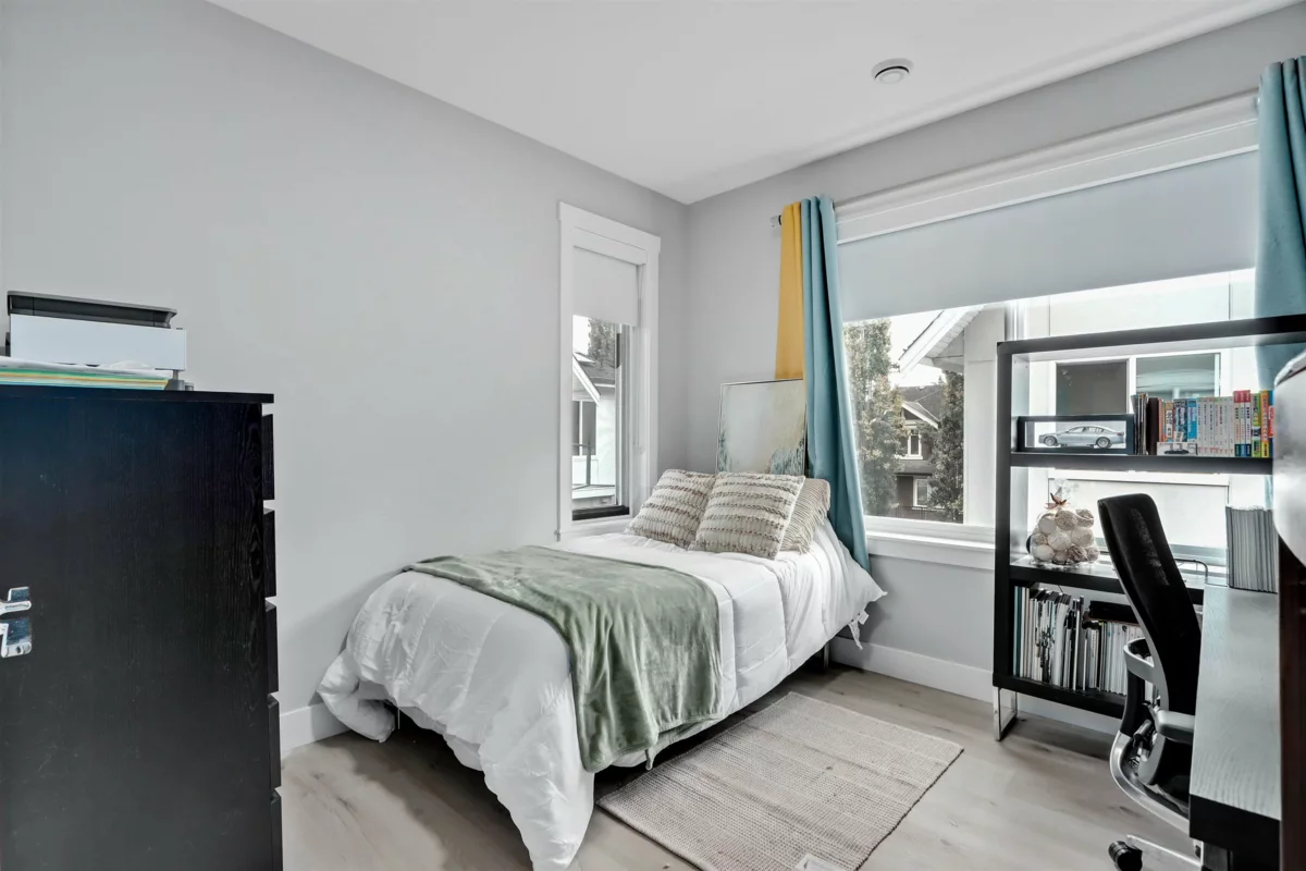 Guest Bathroom Photo of 4 6017 No. 4 Road, Richmond, BC