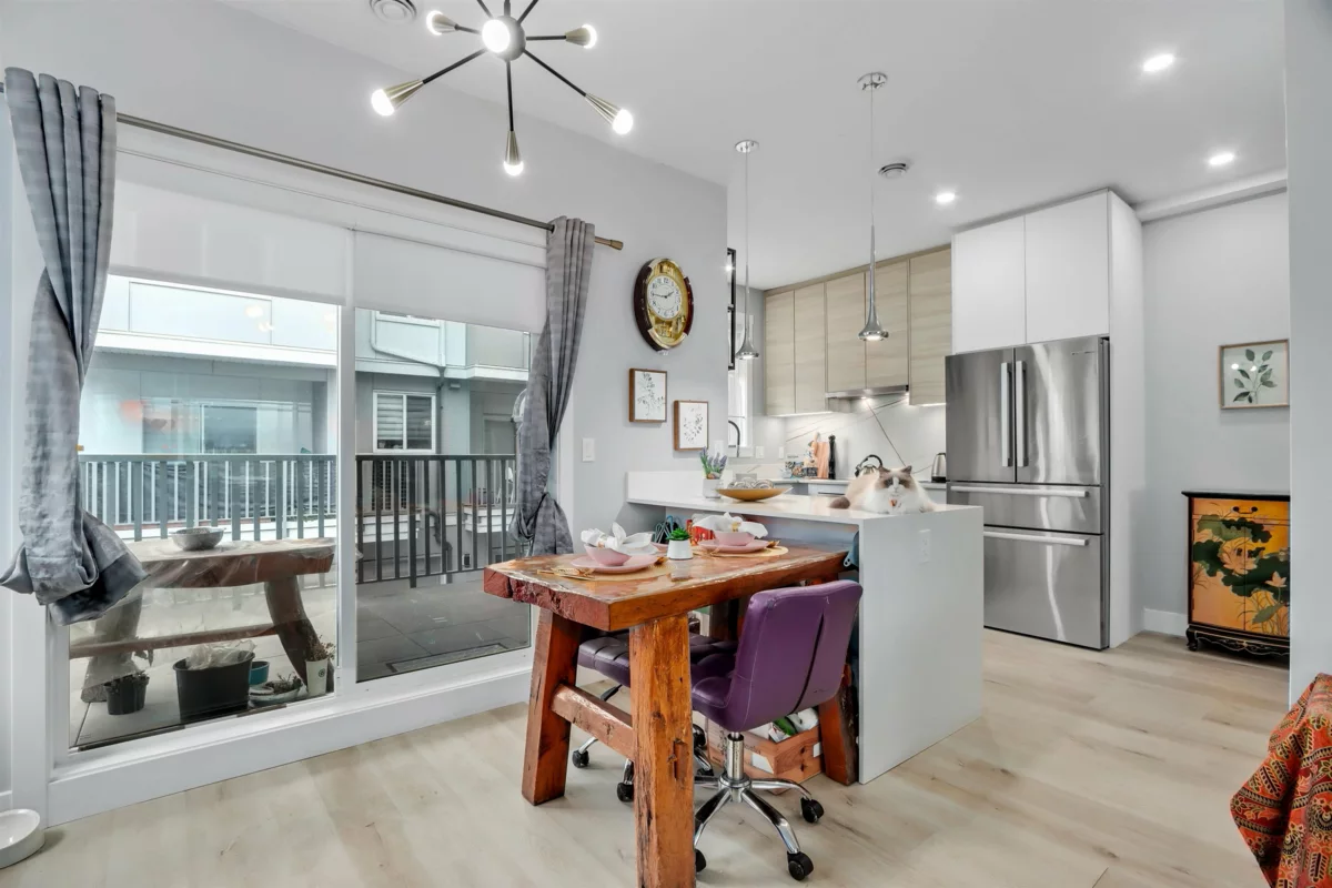 Primary Bathroom Photo of 4 6017 No. 4 Road, Richmond, BC