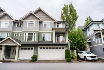 66 6575 192 Street, Surrey, BC, Surrey — Townhouse for sale