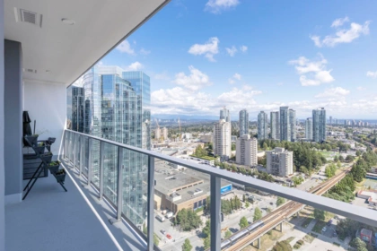 2504 6511 Sussex Avenue, Burnaby, BC, Burnaby — Apartment/Condo for sale
