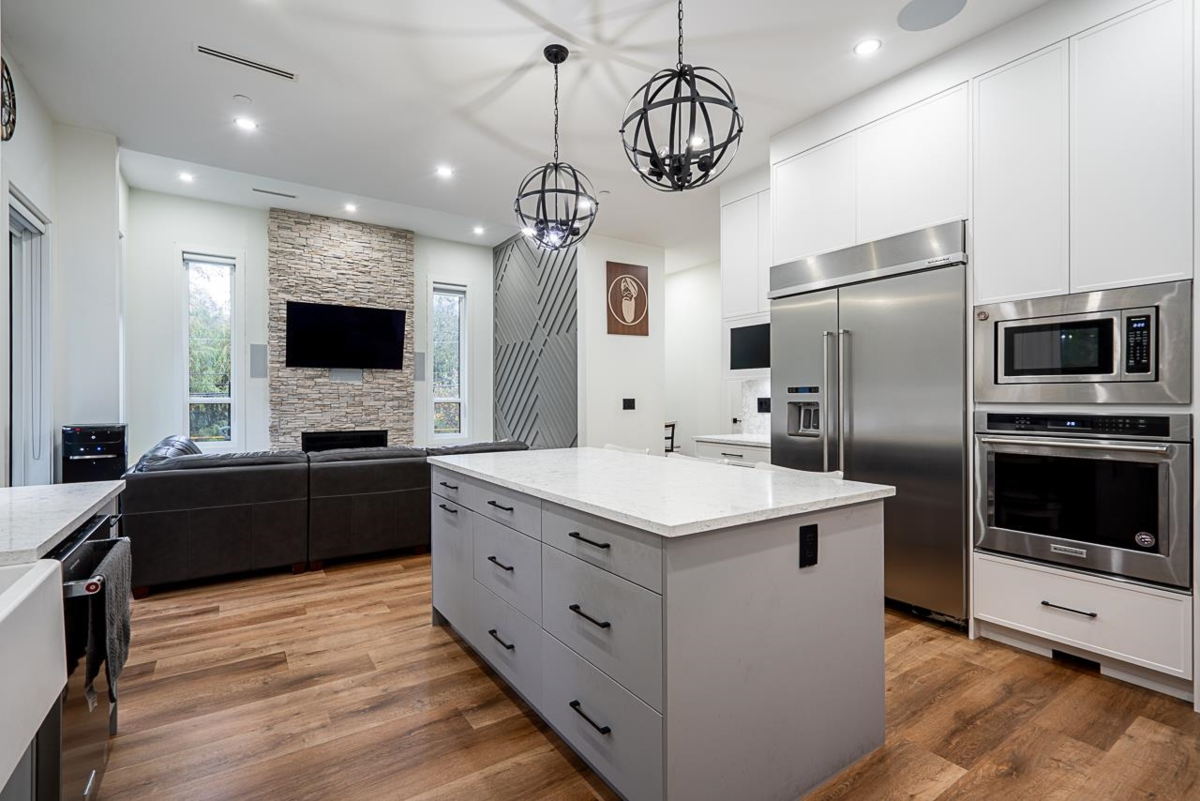 Kitchen Photo of 1 4581 Sumas Mountain Road, Abbotsford, BC