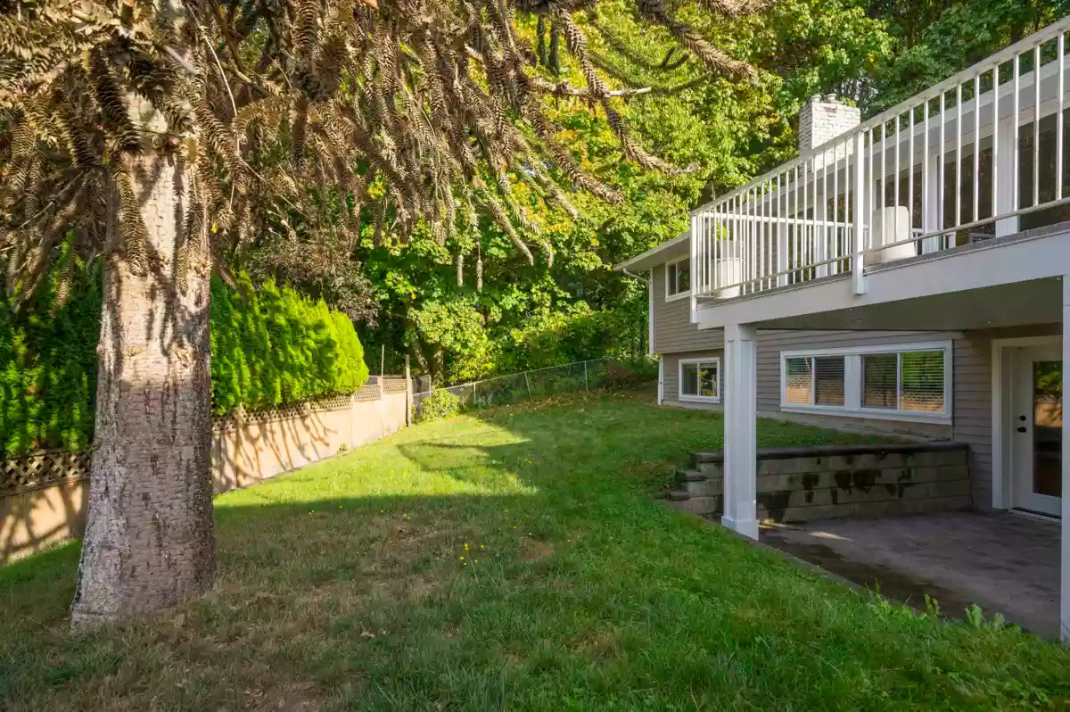 Front Yard Photo of 21793 48a Avenue, Langley, BC