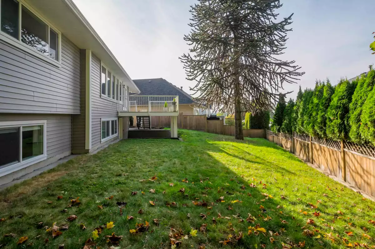Hallway Photo of 21793 48a Avenue, Langley, BC