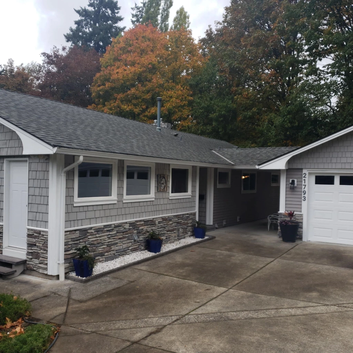 Living Room Photo of 21793 48a Avenue, Langley, BC
