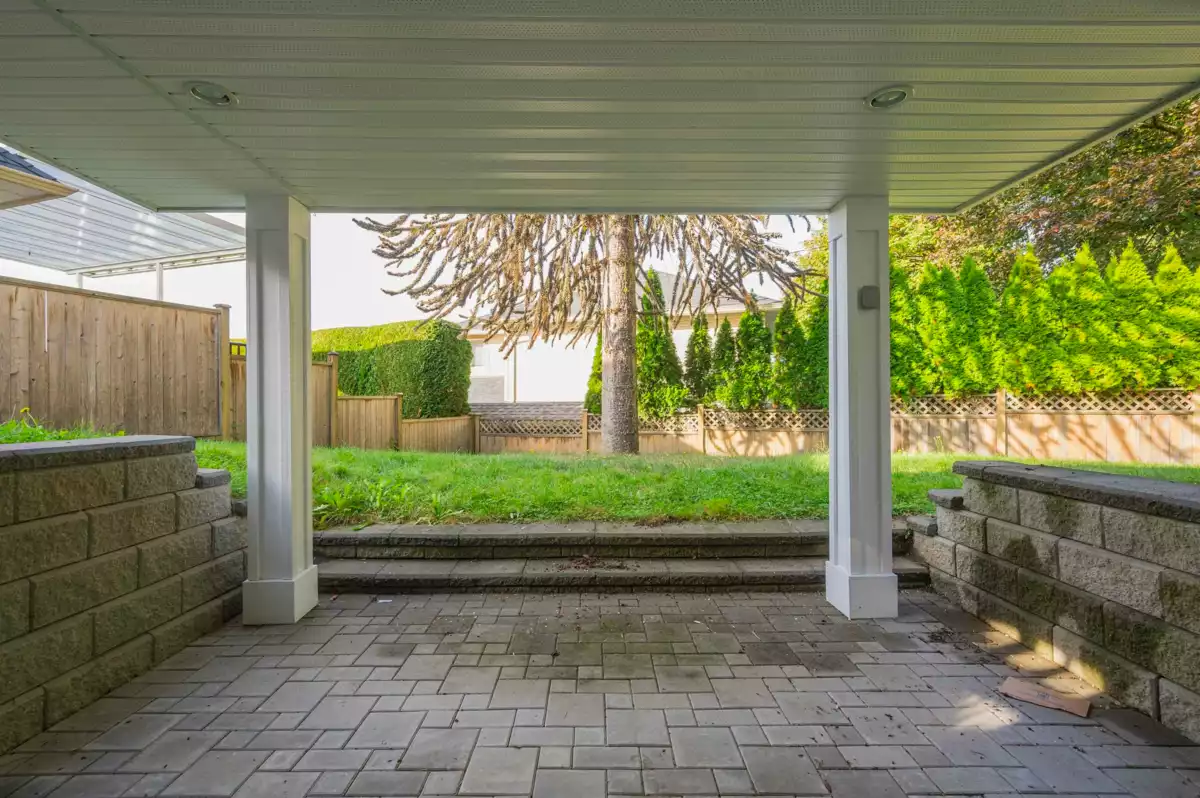 Swimming Pool Photo of 21793 48a Avenue, Langley, BC