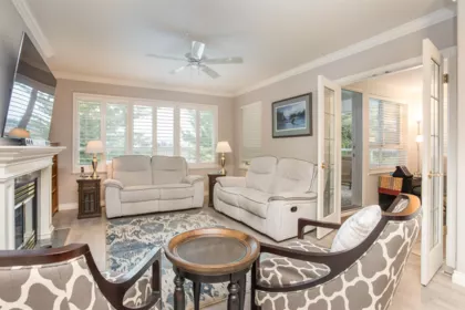 202 1250 55th Street, Delta, BC, Delta — Apartment/Condo for sale