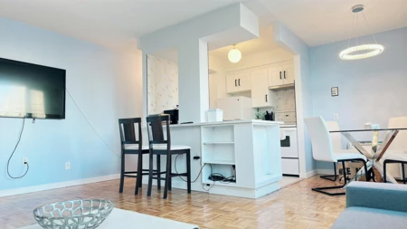 Kitchen Photo of 502 1850 Comox Street, Vancouver, BC