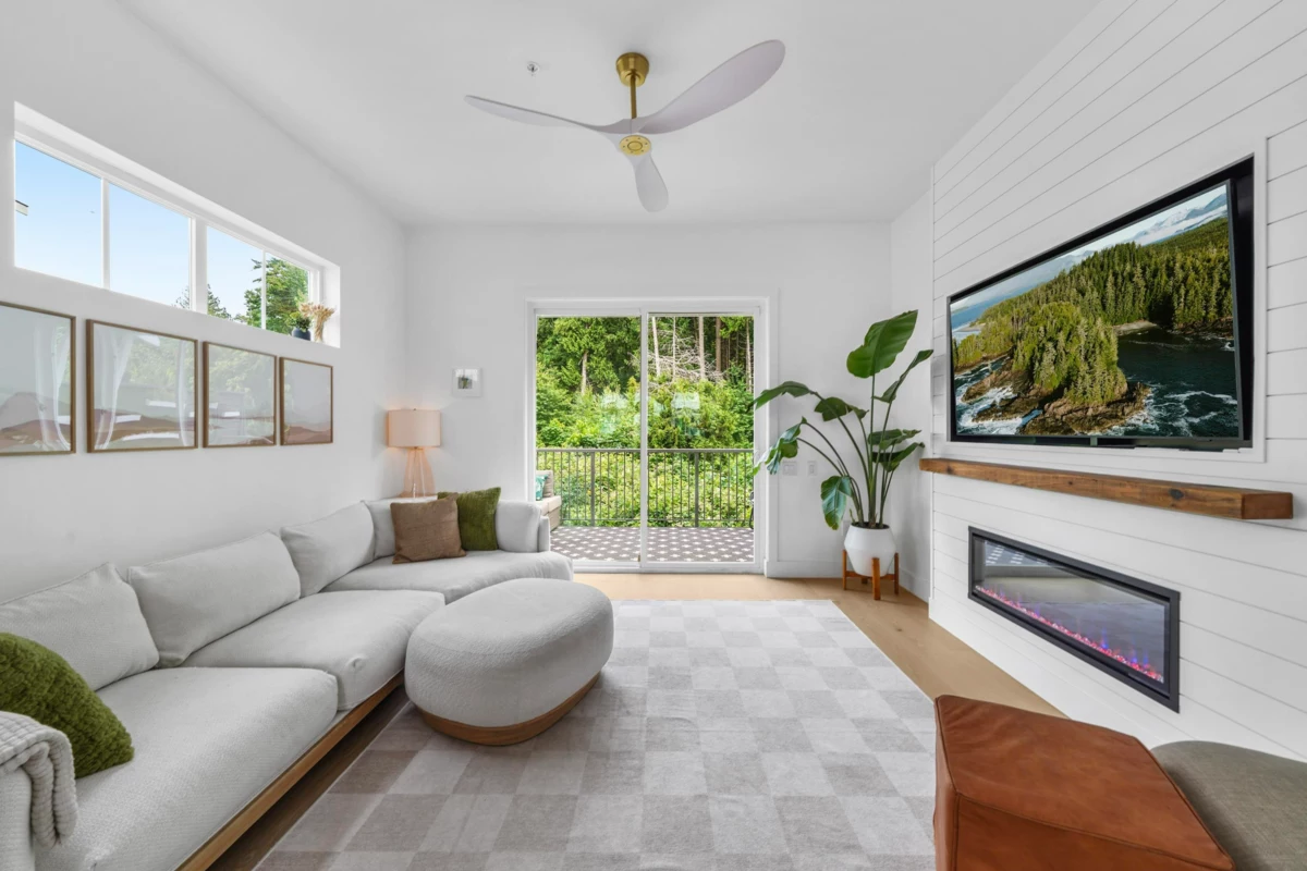 Breakfast Nook Photo of 13 4638 Orca Way, Tsawwassen, BC