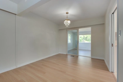 860 Howard Avenue, Burnaby, BC, Burnaby — Single Family Residence for sale