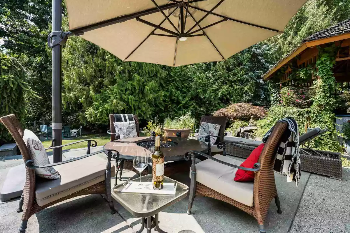 Powder Room Photo of 6277 256 Street, Langley, BC