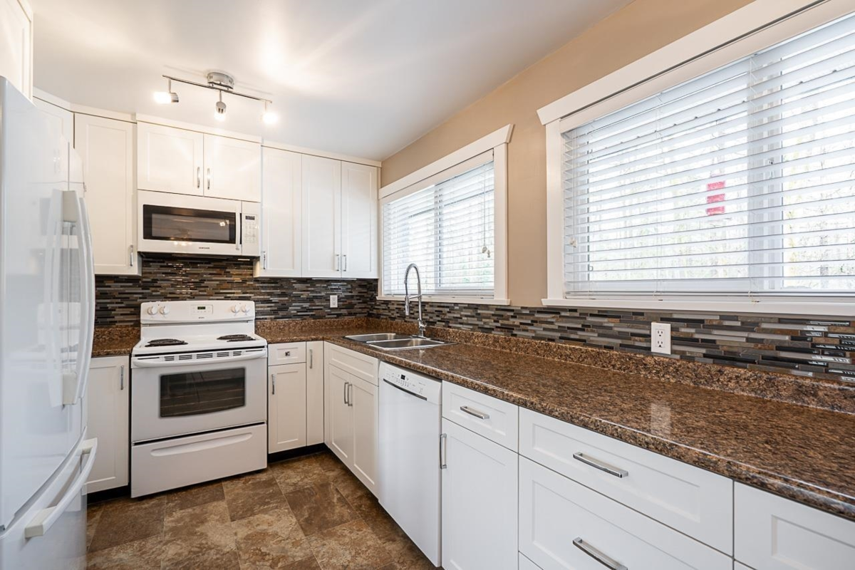 Basement Recreation Room Photo of 2259 Prairie Avenue, Port Coquitlam, BC