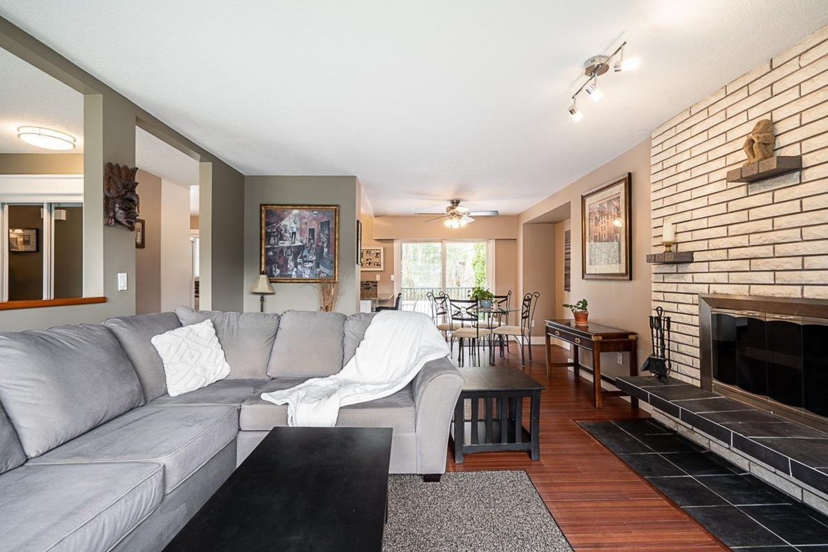 Laundry Room Photo of 2259 Prairie Avenue, Port Coquitlam, BC