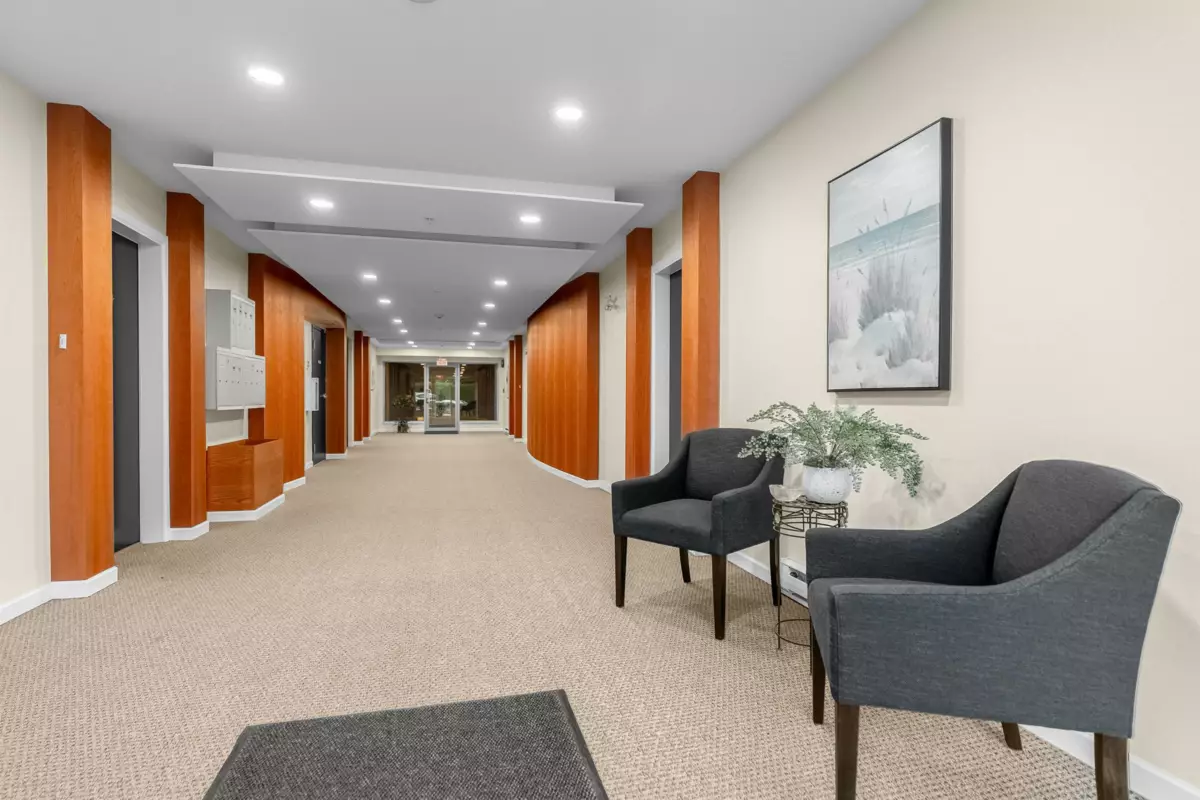 Basement Recreation Room Photo of 104 3750 Edgemont Boulevard, North Vancouver, BC