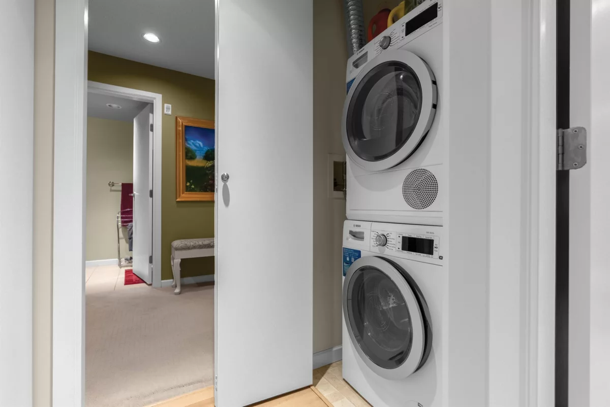 Bedroom 3 Photo of 104 3750 Edgemont Boulevard, North Vancouver, BC