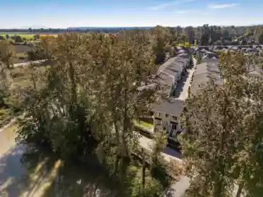 Backyard Photo of 27 5551 Admiral Way, Ladner, BC