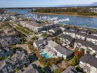 Garden / Landscaping Photo of 27 5551 Admiral Way, Ladner, BC