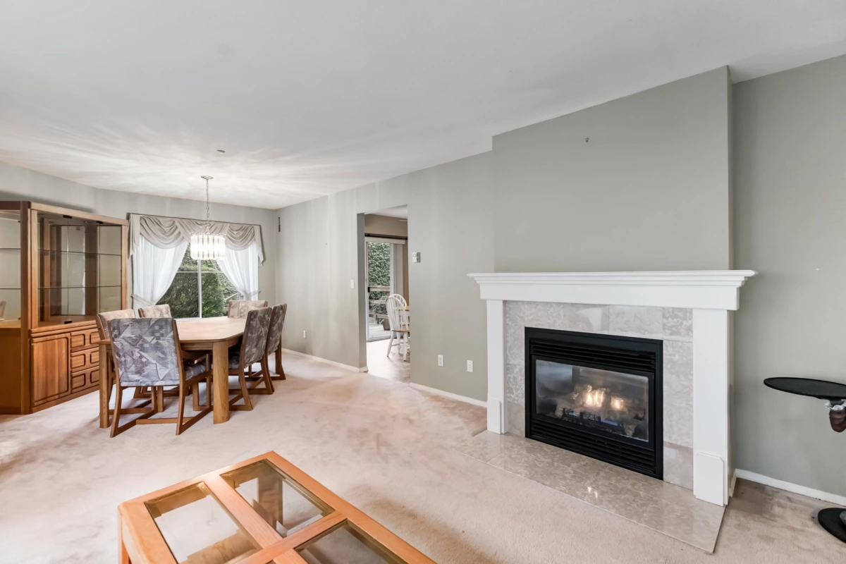 Breakfast Nook Photo of 5 19060 Ford Road, Pitt Meadows, BC
