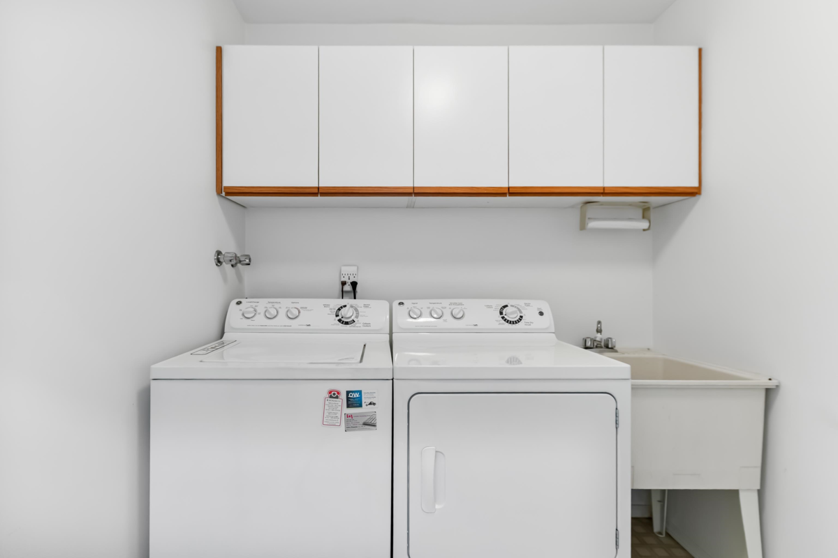 Front Yard Photo of 5 19060 Ford Road, Pitt Meadows, BC