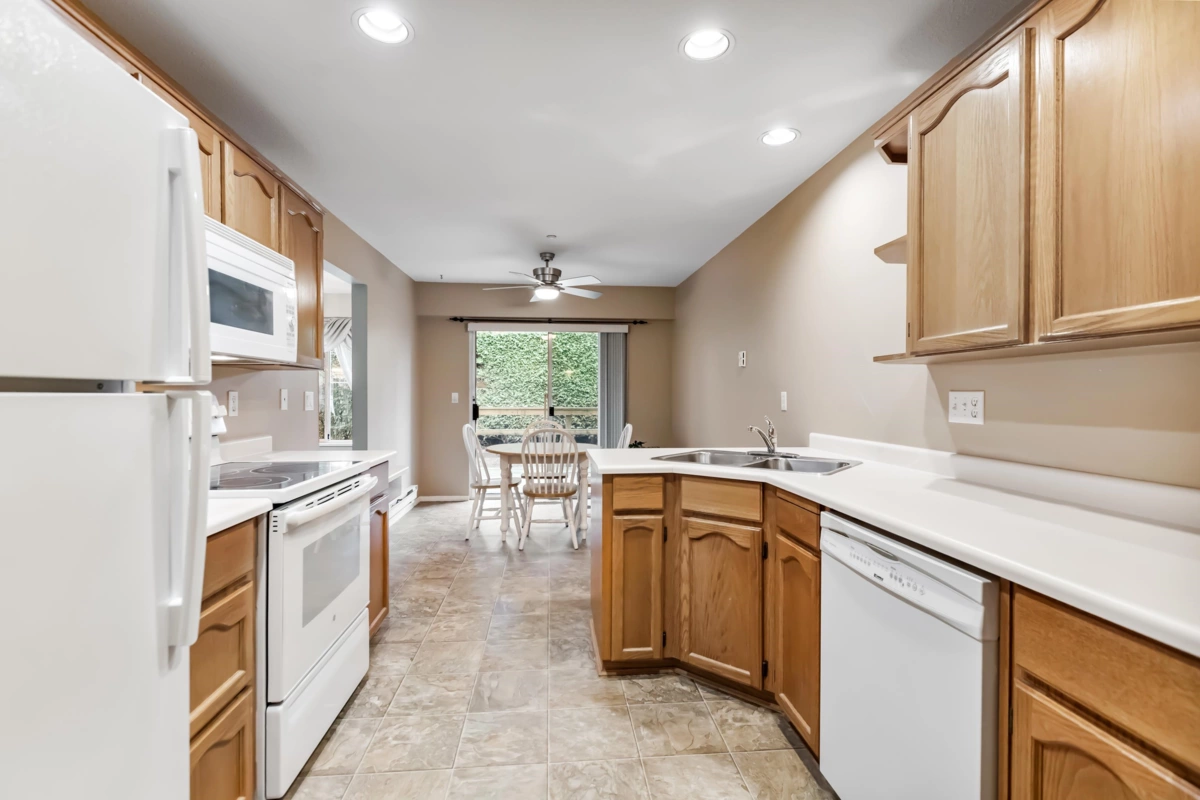 Laundry Room Photo of 5 19060 Ford Road, Pitt Meadows, BC
