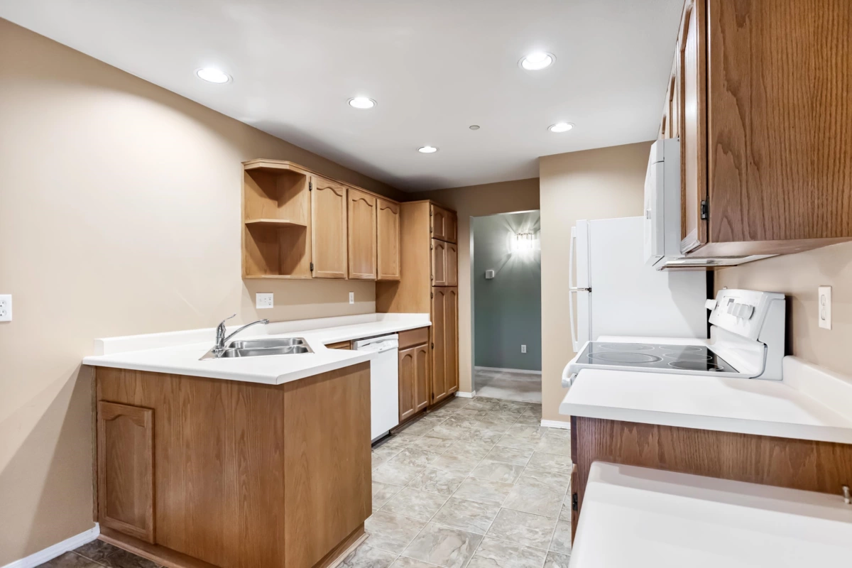 Powder Room Photo of 5 19060 Ford Road, Pitt Meadows, BC