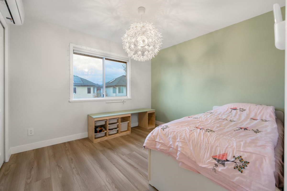 Laundry Room Photo of 22531 Mcclinton Avenue, Richmond, BC