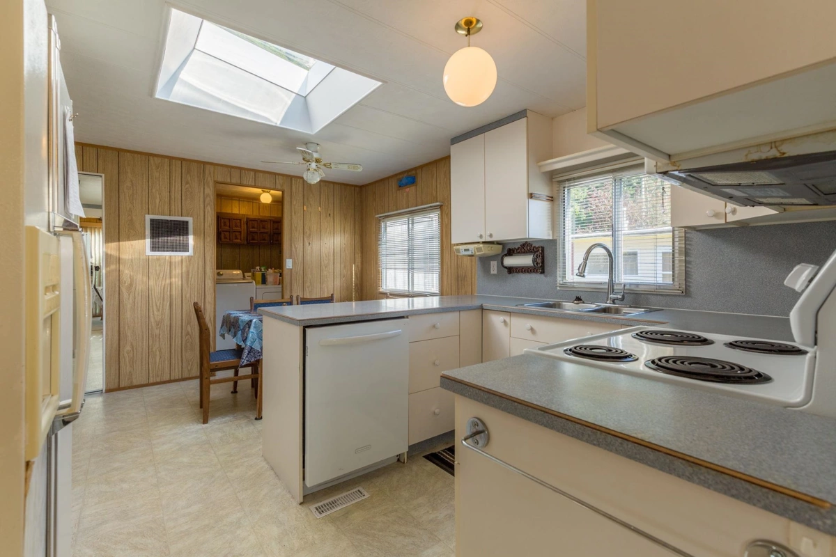 Bedroom 4 Photo of 120 3031 200 Street, Langley, BC