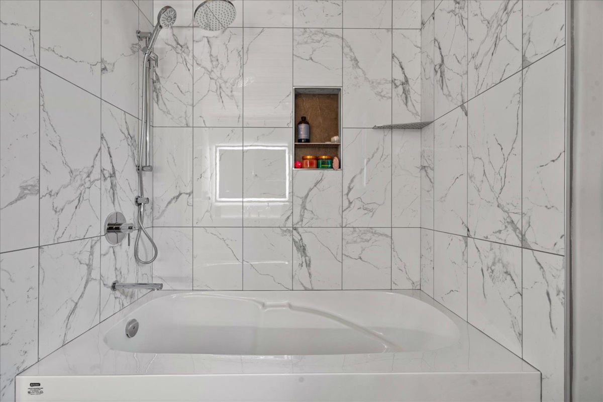 Basement Recreation Room Photo of 6787 Chilliwack River Road, Chilliwack, BC