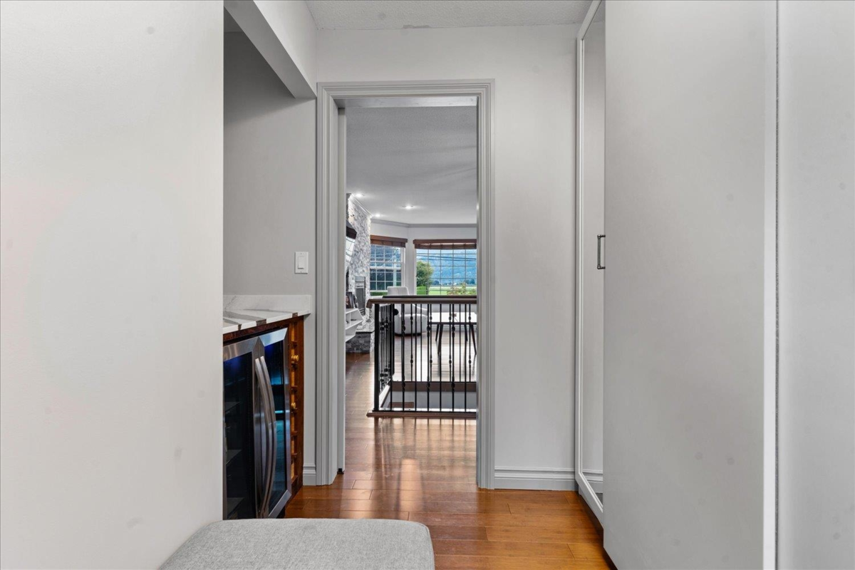 Guest Bathroom Photo of 6787 Chilliwack River Road, Chilliwack, BC