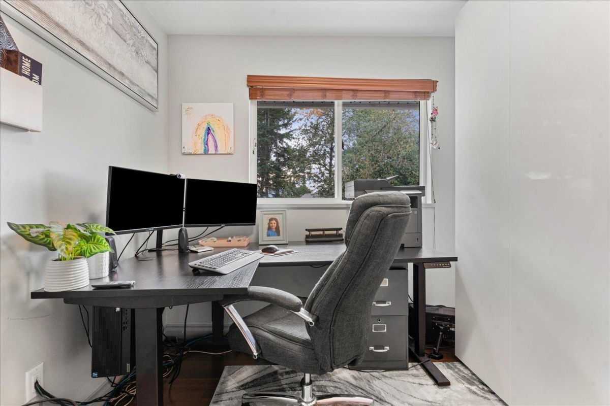 Mudroom Photo of 6787 Chilliwack River Road, Chilliwack, BC