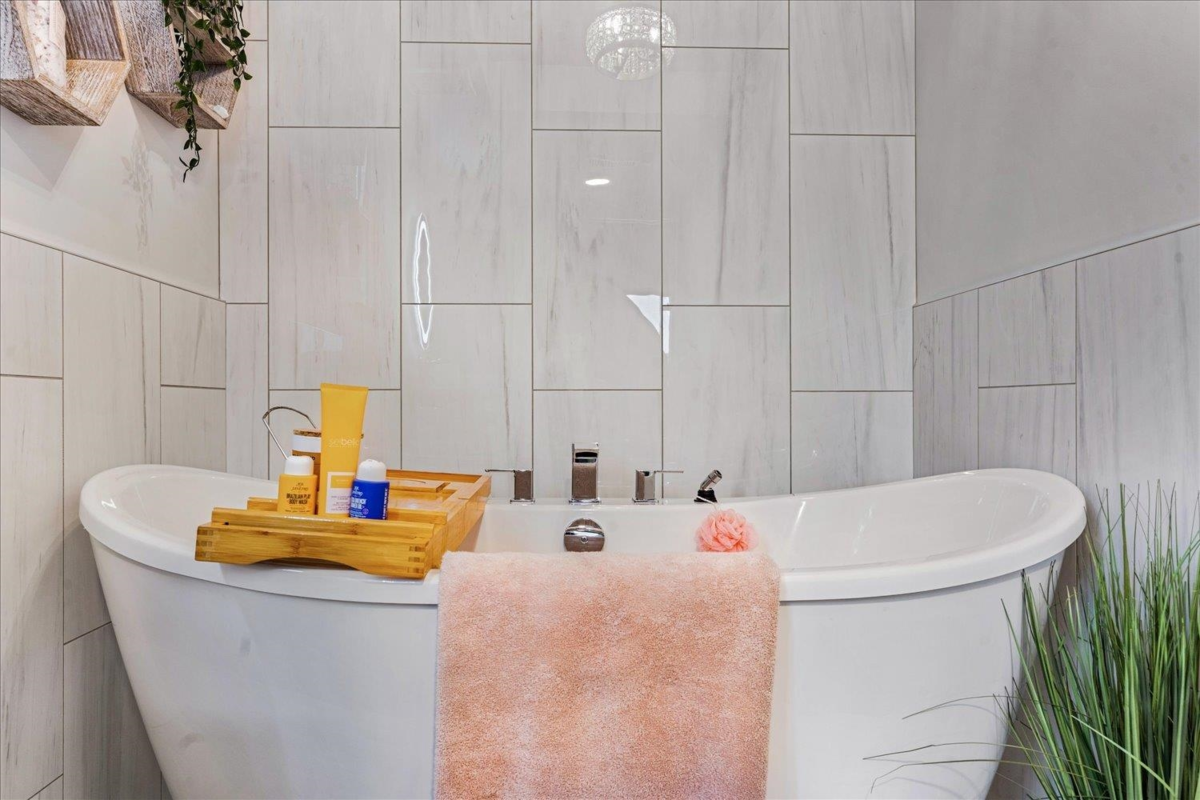 Outdoor Patio Photo of 6787 Chilliwack River Road, Chilliwack, BC