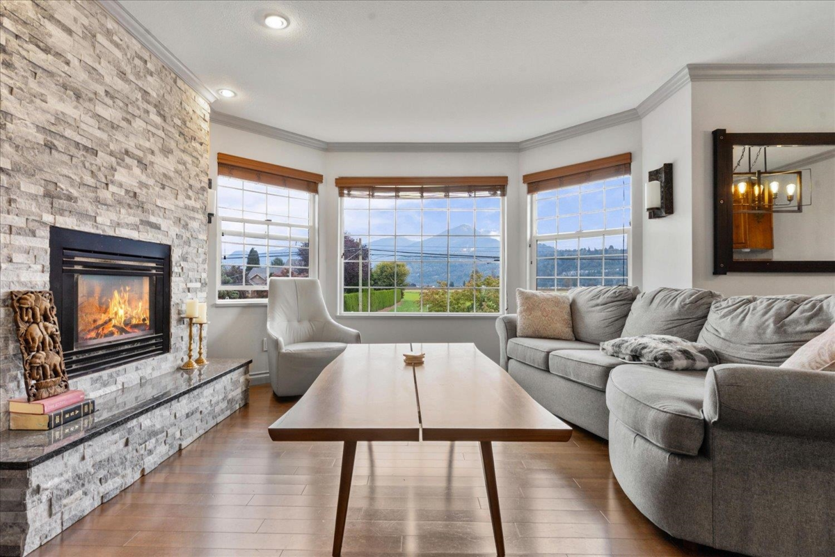 Pantry Photo of 6787 Chilliwack River Road, Chilliwack, BC