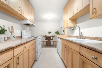 119 2012 Fullerton Avenue, North Vancouver, BC, North Vancouver — Apartment/Condo for sale