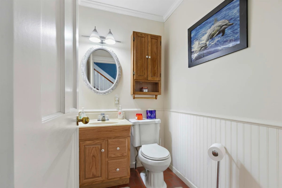 Mudroom Photo of 9526 Slater Street, Mission, BC