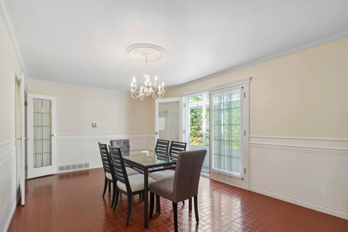 Primary Bathroom Photo of 9526 Slater Street, Mission, BC