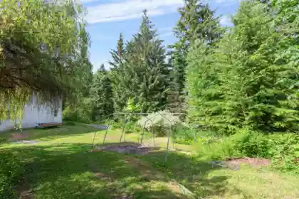 Outdoor Kitchen Photo of 9526 Slater Street, Mission, BC