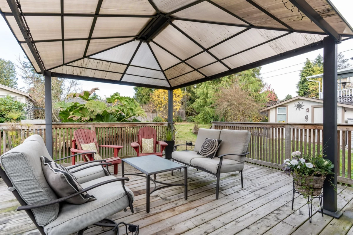 Laundry Room Photo of 11735 74 Avenue, Delta, BC