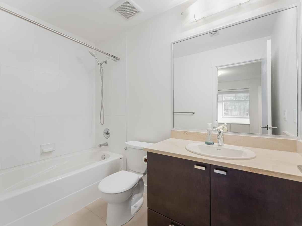 Primary Bedroom Photo of 10 4099 No. 4 Road, Richmond, BC