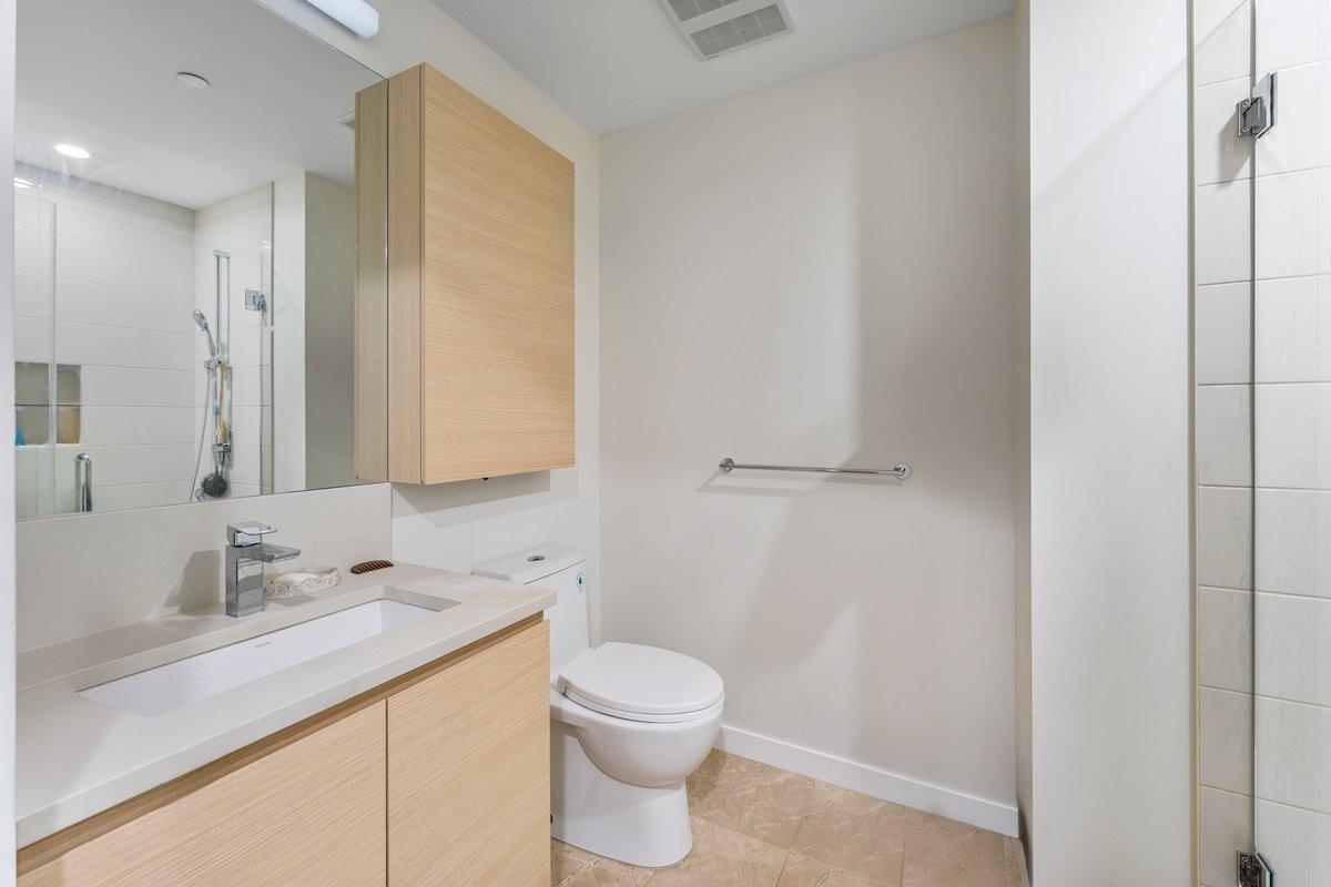 Primary Bedroom Photo of 1711 2186 Gilmore Avenue, Burnaby, BC