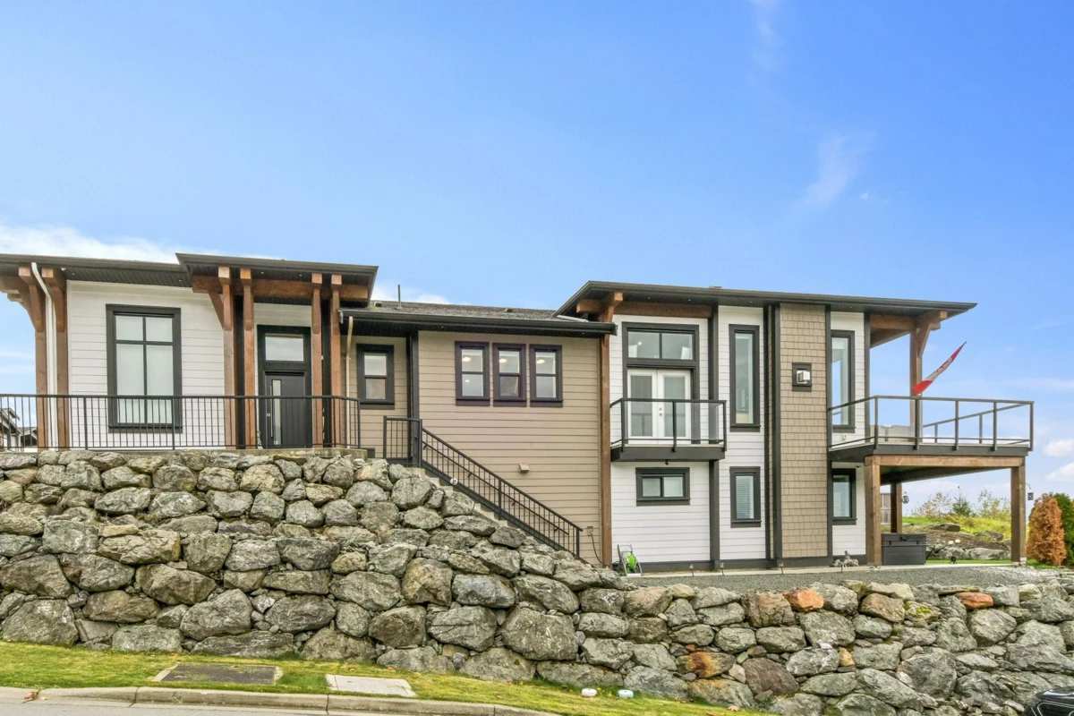 Living Room Photo of 27 8295 Nixon Road, Chilliwack, BC
