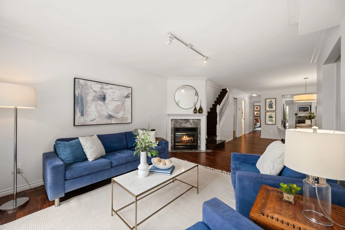 Dining Area Photo of 262 E 10th Street, North Vancouver, BC